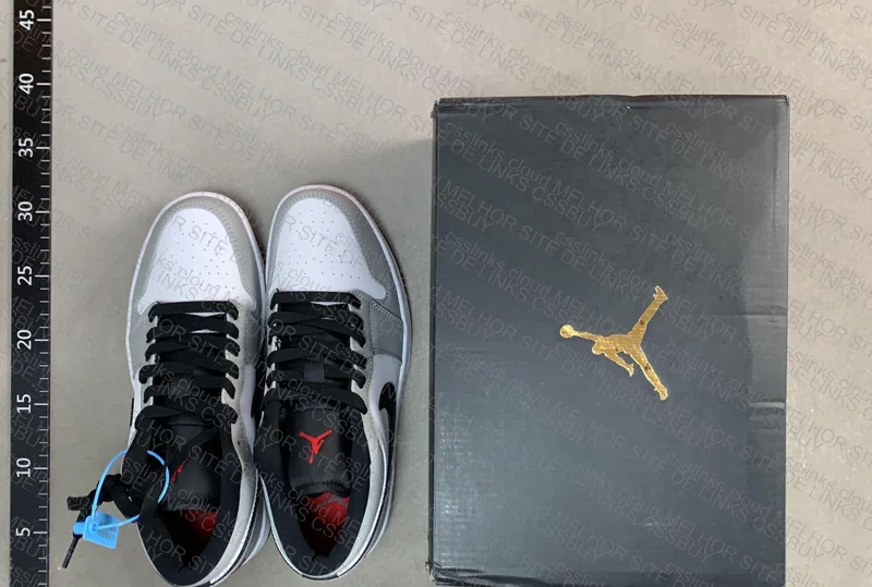 Air Jordan 1