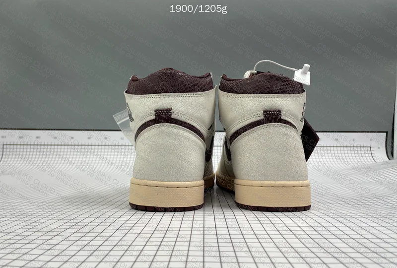 Air Jordan 1 A Ma Maniere 5