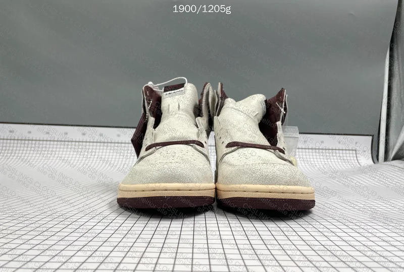 Air Jordan 1 A Ma Maniere 8