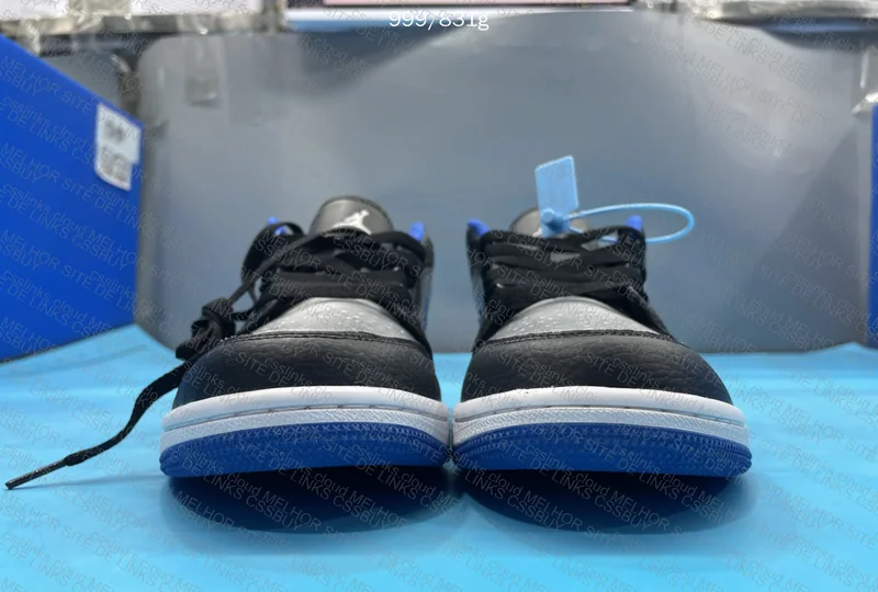 Air Jordan 1 AJ1 2