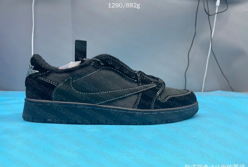 Air Jordan 1 Black Phantom 6