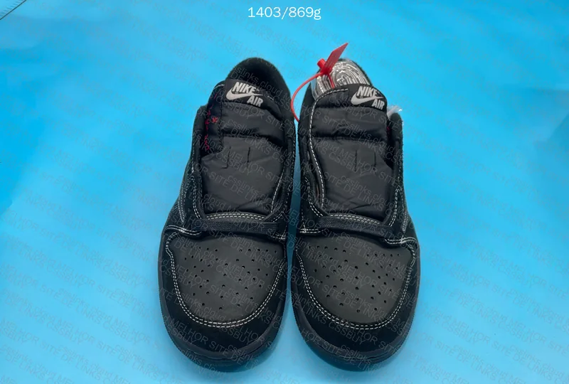Air Jordan 1 Black Phantom 3