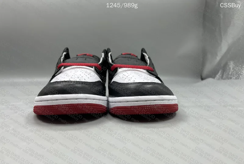 Air Jordan 1 Black Toe 2
