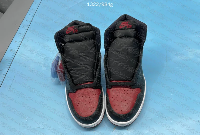 Air Jordan 1 Blind Box