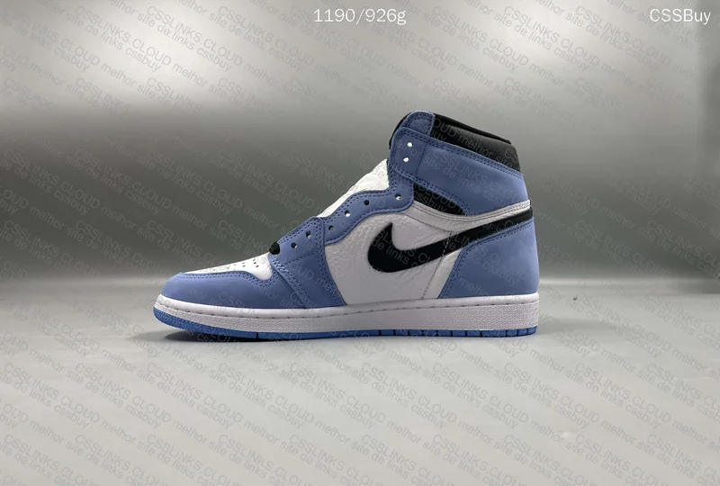 Air Jordan 1 Blue University 3
