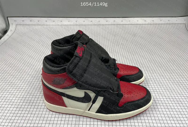 Air Jordan 1 Bred Toe (Sale) 9