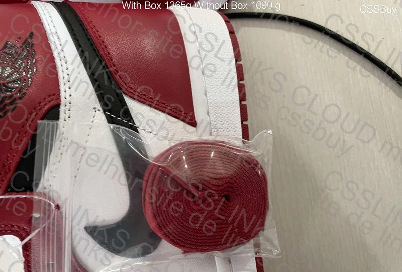 Air Jordan 1 Chicago 6