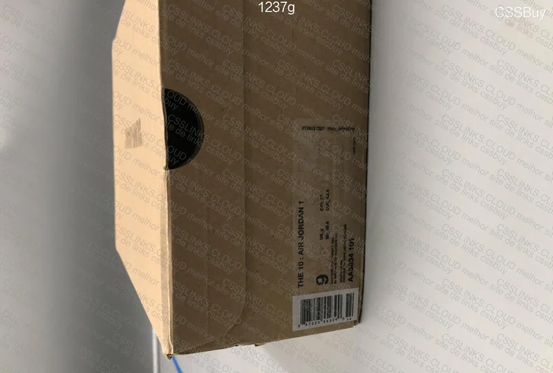 Air Jordan 1 Chicago Off-White 5