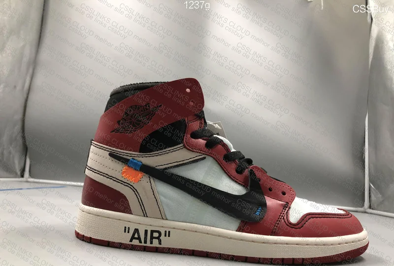 Air Jordan 1 Chicago Off-White 7