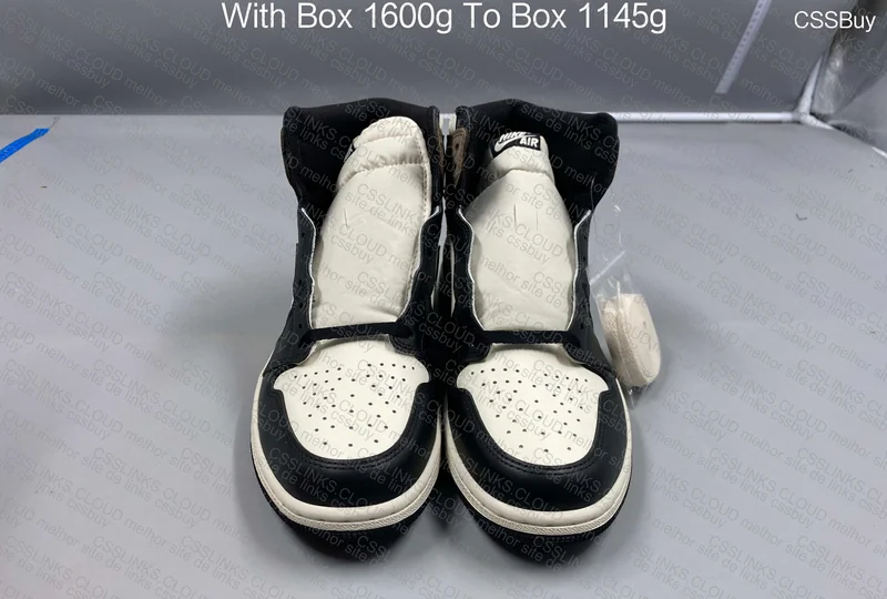 Air Jordan 1 Dark Mocha 4