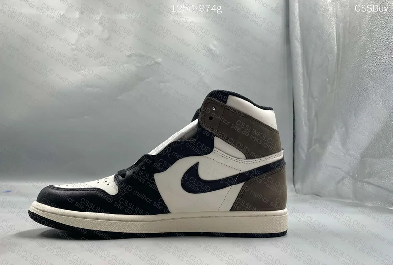 Air Jordan 1 Dark Mocha 6