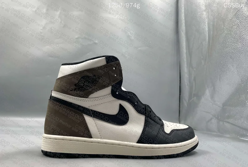 Air Jordan 1 Dark Mocha 9