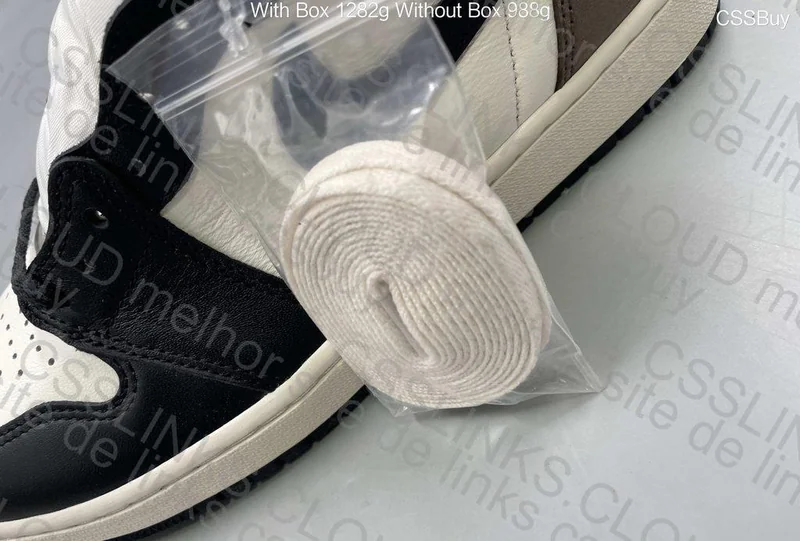 Air Jordan 1 Dark Mocha