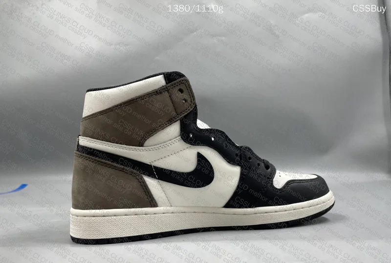 Air Jordan 1 Dark Mocha 2