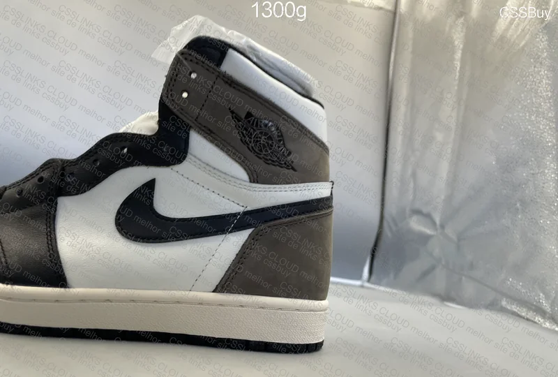 Air Jordan 1 Dark Mocha RW Batch 9