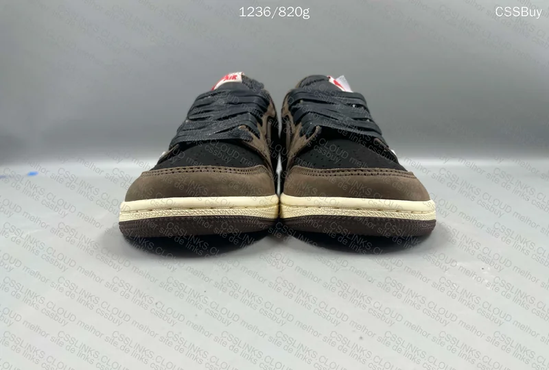 Air Jordan 1 Dark Mocha Travis 2