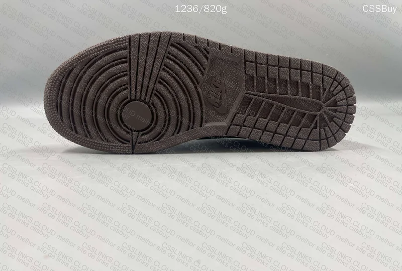 Air Jordan 1 Dark Mocha Travis 5
