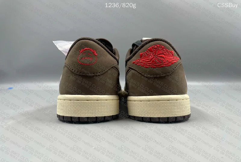 Air Jordan 1 Dark Mocha Travis 7