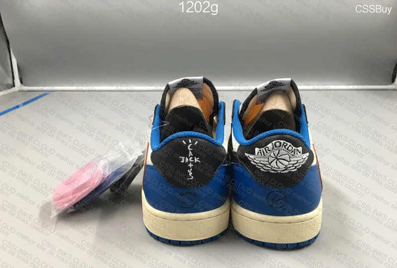 Air Jordan 1 Fragment 6