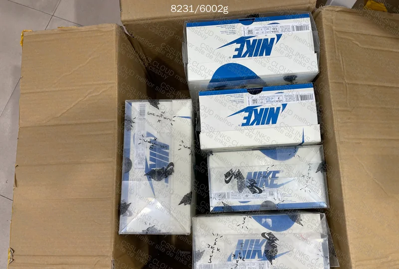 Air Jordan 1 Fragment 4