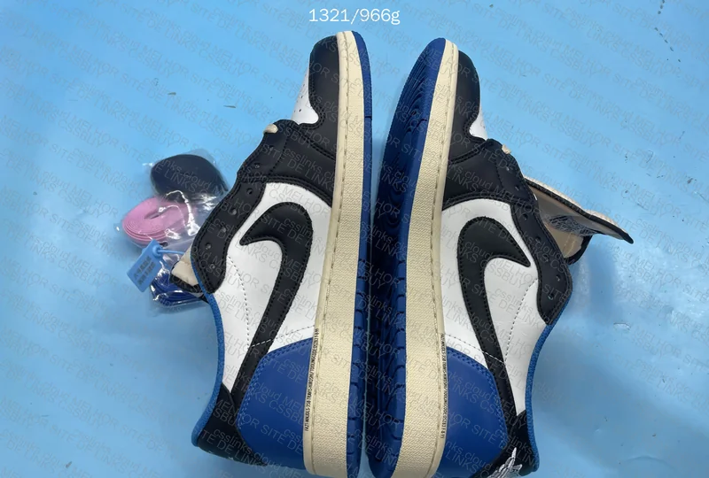 Air Jordan 1 Fragment 4