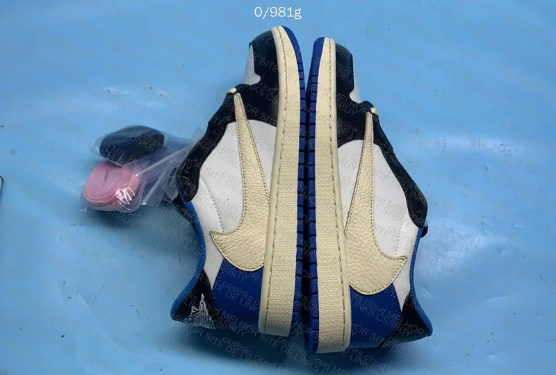 Air Jordan 1 Fragment 7
