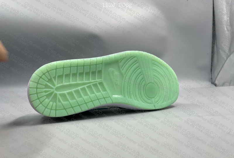 Air Jordan 1 Green Island