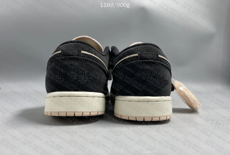 Air Jordan 1 Guava Ice 3