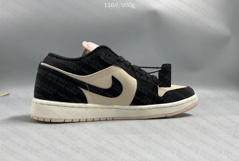 Air Jordan 1 Guava Ice 5