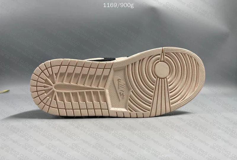 Air Jordan 1 Guava Ice 6