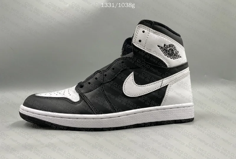 Air Jordan 1 High Black/White 2