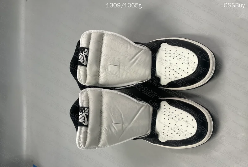 Air Jordan 1 High Dark Mocha
