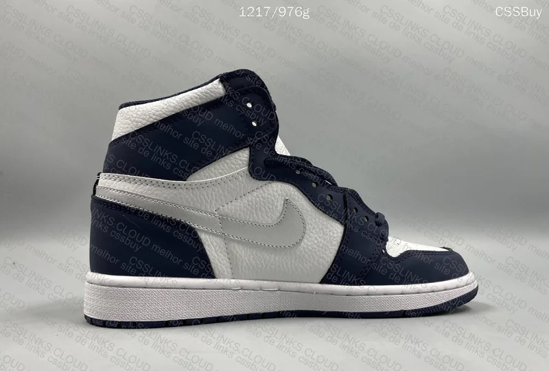 Air Jordan 1 High Midnight Navy 2