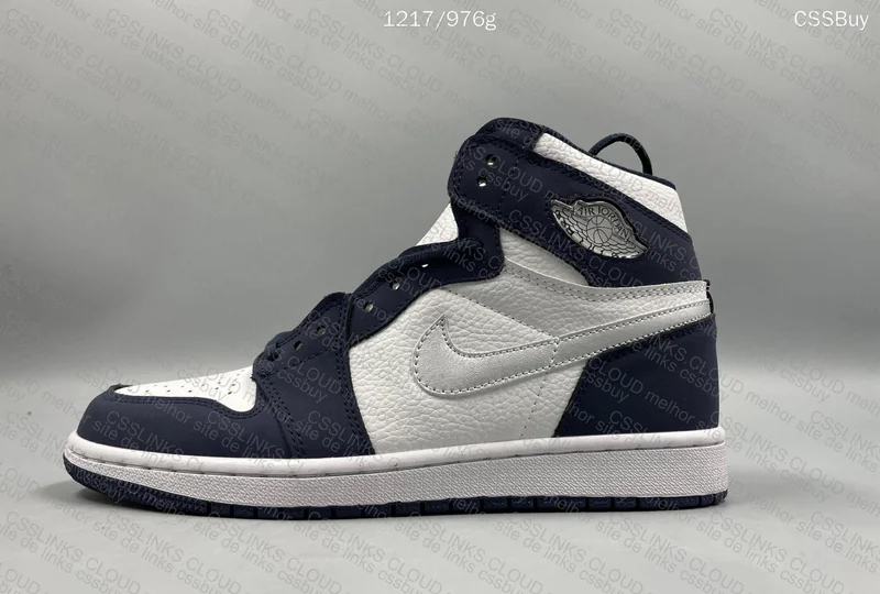 Air Jordan 1 High Midnight Navy 3