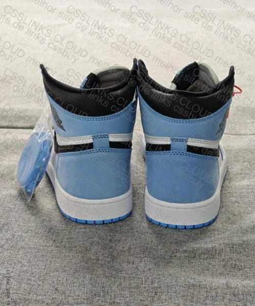 Air Jordan 1 High Military Blue 2