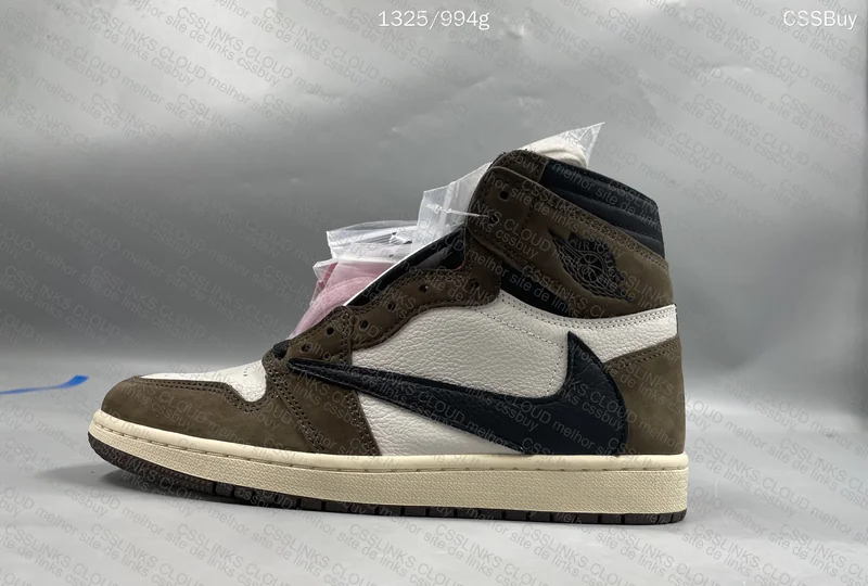 Air Jordan 1 High Mocha Travis Scott 3