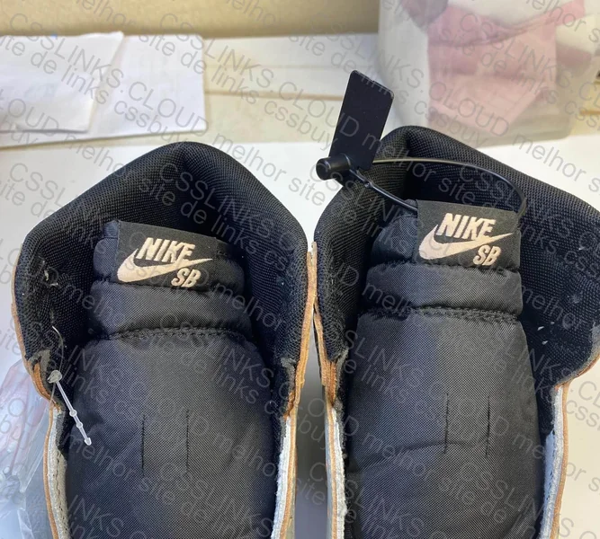 Air Jordan 1 High NYC to Paris 4