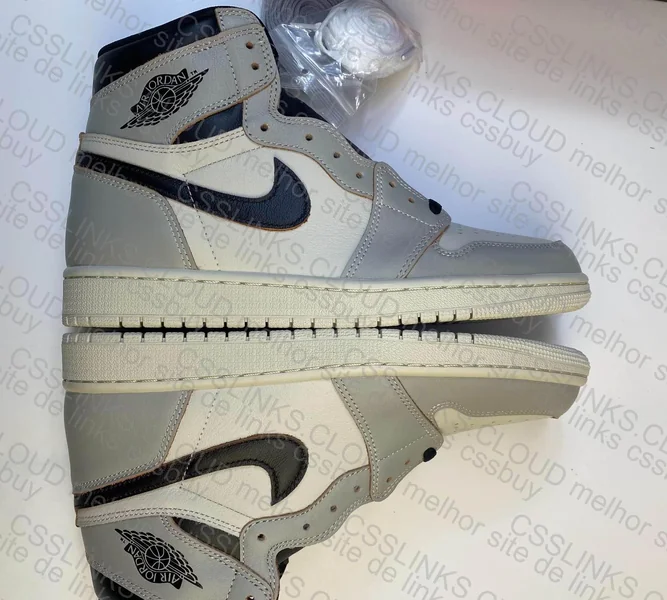 Air Jordan 1 High NYC to Paris 7