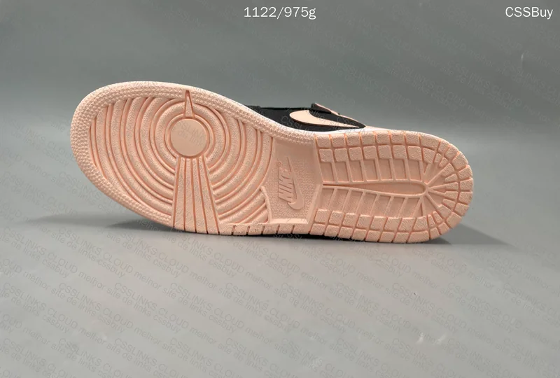 Air Jordan 1 High OG Crimson Tint 9