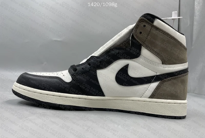 Air Jordan 1 High OG Dark Mocha 8