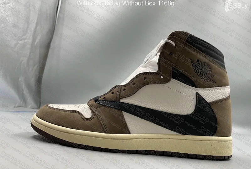 Air Jordan 1 High OG Travis Scott (150Y) 3