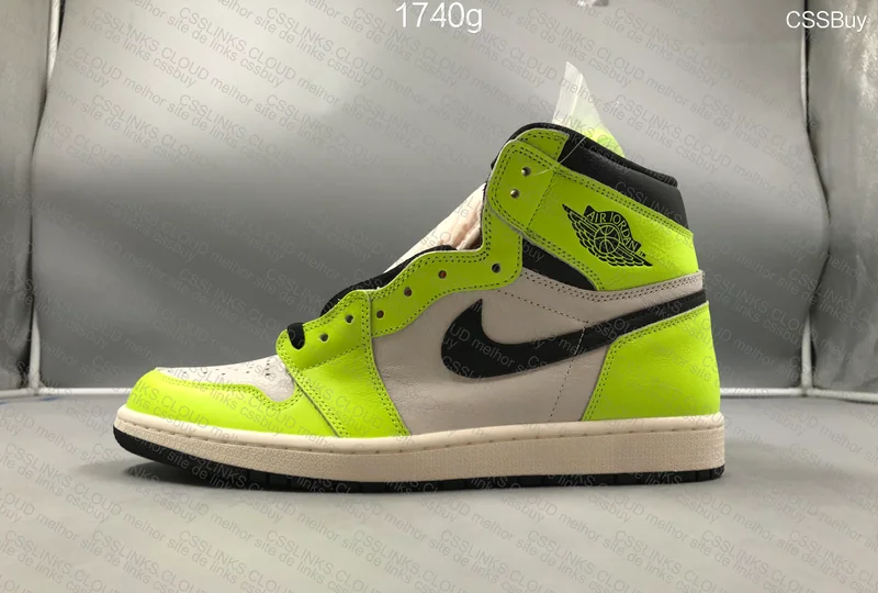 Air Jordan 1 High OG Visionaire Volt