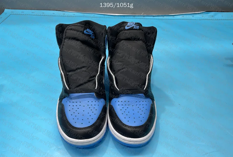 Air Jordan 1 High Retro (Blind Box) 4