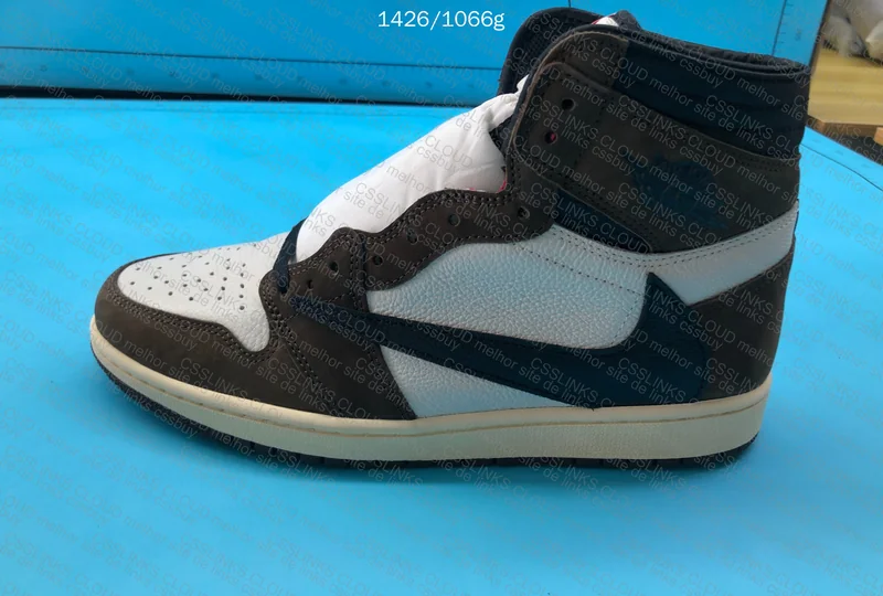 Air Jordan 1 High Travis Scott 9