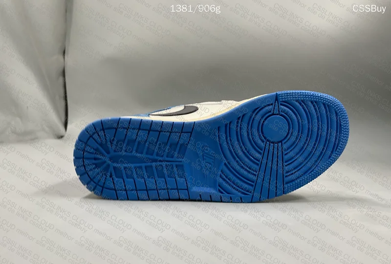 Air Jordan 1 High Travis Scott Fragment
