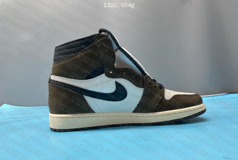 Air Jordan 1 High TS Mocha 9