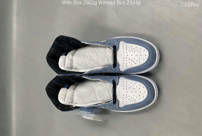 Air Jordan 1 High University Blue
