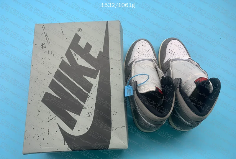 Air Jordan 1 High Washed Grey