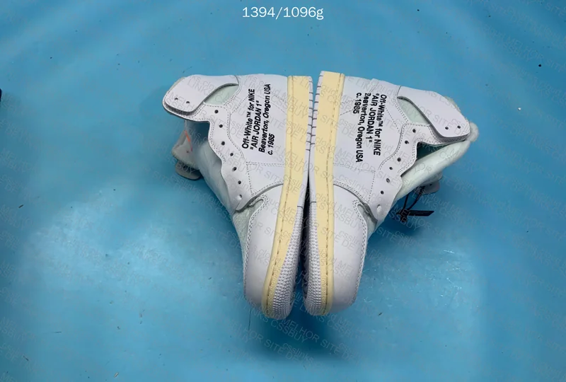Air Jordan 1 High x Off-White 2