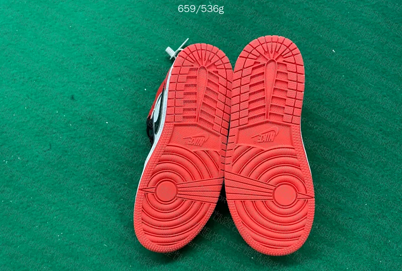 Air Jordan 1 Kids 2